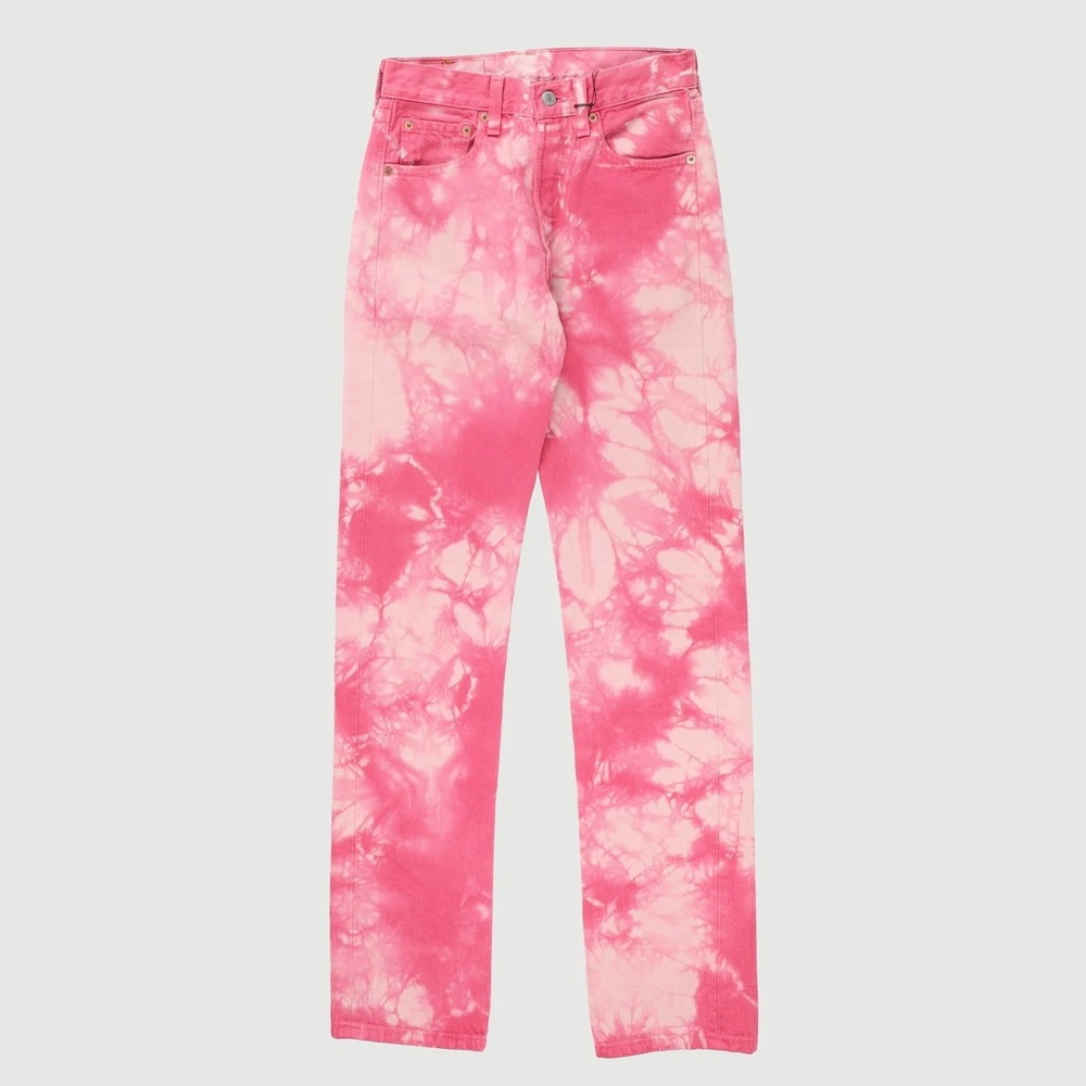 SAMPLE Levis X Deepika Padukone Women Pink Relaxed Fit Heavy Fade
Bleached Jeans